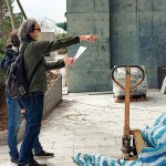 考慮到藝術(shù)品從各方面觀賞，有不同風(fēng)格的面貌，藝術(shù)家–陳煜權(quán)如指揮家般，讓藝術(shù)品完美登臺展演。