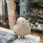 藝術(shù)家-王忠龍在創(chuàng)作過程中，為它們創(chuàng)造生命力與故事，並將這些故事融入社區(qū)的每個角落。