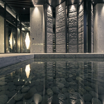 西側(cè)-水景石材牆面對話