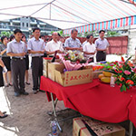 『新業(yè)雅致』謹(jǐn)訂於民國102年7月12日吉時舉行開工典禮。