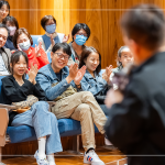 郭哥以自身的歷程故事，分享給新業(yè)住戶們，以風(fēng)趣又知性的角度，暢談出道35載的舞臺經(jīng)驗與心情點滴。