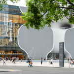 涼爽的10月中旬，相聚臺中國家歌劇院，帶領(lǐng)家族好友透過一張張照片，進(jìn)入到臺南純樸的美景，感受最道地的人情。