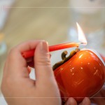 將祝福期許放入陶罐裡，深深情感，蠟封滴下此刻的瞬間，封存美好，待約定之日開封品味，細細品嚐經過歲月轉換出來的美好風貌。