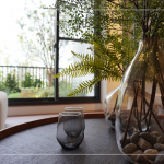 感動(dòng)知遇，為生活帶來自然窗景，建築重質(zhì)綠化，層次疊庭，建築與自然的相互呼應(yīng)。