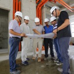 新業(yè)團隊配合的營造廠商，合作超過16年以上，舉凡模板放樣、水電工程、輕隔間施作、金屬鋼筋綁紮、油漆貼磚、木工泥作等，每個角落都看得見新業(yè)職人團隊用心的痕跡。