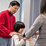 被優(yōu)美音符環(huán)繞的孩子們，將成為懂得音樂，也享受音樂的人。