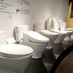 不可或缺的馬桶好朋友，每日使用上的親密接觸，如何能輕鬆清潔不費力，也是職人衛(wèi)浴選品的考量點。