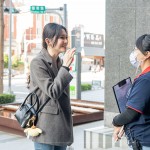 相聚於熟悉的「新業(yè)睿見(jiàn)」茶屋，12月冬陽(yáng)映照，共同度過(guò)一場(chǎng)優(yōu)雅的午後食光。
