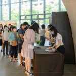 風(fēng)和日麗的午後，在臺(tái)中國(guó)家歌劇院的一隅，一場(chǎng)勇敢追夢(mèng)的故事即將揭開(kāi)帷幕。