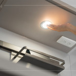 驗屋時由客服人員、專業(yè)廠商陪同，協(xié)助解答疑問、把關(guān)施工品質(zhì)，測試各項設(shè)備功能是否正常運作，迎來舒適的生活品質(zhì)。