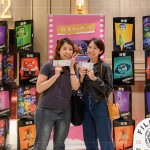 藉由新業(yè)FUN映所的機(jī)會(huì)，和三五好友、閨密、家人相聚，歡愉的心情溢於言表。