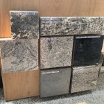 從中庭、車庫(kù)到樓梯，其中還有主牆側(cè)牆之分，每一面角落須兼顧美觀與實(shí)用度。例如「雪白蒙卡」屬於花崗巖的一種，沖仿的流線更明顯，給人氣派尊榮的享受。