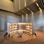 兒童遊戲室挑高六米，孩子翻閱扉頁之時(shí)、與父母的對(duì)話之中，在建築大方格局的襯托下，逐漸養(yǎng)成大器、浩然的氣度。－【新業(yè)宜家】。