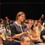 會(huì)後來(lái)賓提問(wèn)與講師熱烈互動(dòng)，讓講座不只單向傳遞，更成為想法交匯的溫暖場(chǎng)域。