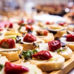 酸甜、濃郁、配著麵包的乳酪小點，對味蕾來說具有相當多的層次，只要一口就能讓人留下驚喜印象。