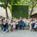 在陽光明媚的周末，與新業(yè)家族好友齊聚一堂，為版畫藝術注入獨一無二的創(chuàng)意，享受一段悠悠適意的午后。