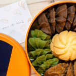 伴手禮贈(zèng)送來自臺(tái)中 ＃迦南園烘焙庇護(hù)工場 的花心曲奇餅乾， ＃伊起吃小點(diǎn)_做公益，為這場講座活動(dòng)增添另一份愛的溫度。