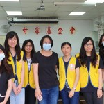 新業(yè)夥伴藉由這次服務，親自投入出餐過程，將關懷長者的這份信念具體化，希望將這份愛讓更多人化身志工、參與響應。