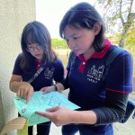 新業(yè)同仁們精神抖擻，出發(fā)前再次確認(rèn)，仔細(xì)核對送餐路線、葷素的注意事項，帶著滿滿的祝福，啟程傳遞愛。