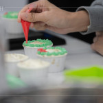 色彩一點(diǎn)一滴堆疊出專(zhuān)屬的模樣，享受親手裝飾的樂(lè)趣，完成的不只是外觀，也是一段輕鬆參與、動(dòng)手體驗(yàn)的時(shí)光。