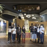 來(lái)自開(kāi)發(fā)、設(shè)計(jì)、施工、活動(dòng)的各部門(mén)生力軍加入，合影留念這一刻，我們相信未來(lái)會(huì)更璀璨美好。