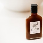 以開(kāi)水潤(rùn)口讓口腔味蕾留白，細(xì)品風(fēng)味果醬的多層次韻味，感受馬告南莊橙『優(yōu)雅的苦』、『刺激的麻』。