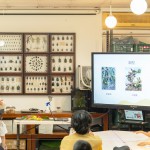 東海大學(xué)校園內(nèi)設(shè)有實(shí)驗(yàn)農(nóng)場，挑選來自農(nóng)場內(nèi)的『火龍果』作為食農(nóng)學(xué)堂的主題，透過吳文軒老師的說明講解，有系統(tǒng)地認(rèn)識火龍果家族。