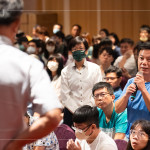 傾聽住戶們對於「家」的想法與期待，建立起與住戶間的情感交流及累積信任的橋樑。